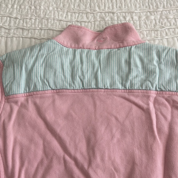 Women’s medium Vineyard Vines pull over - Picture 5 of 5